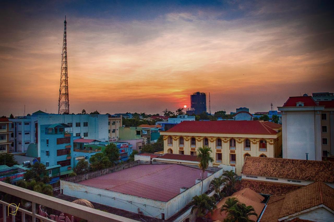 Song Tien Hotel My Tho Exterior foto