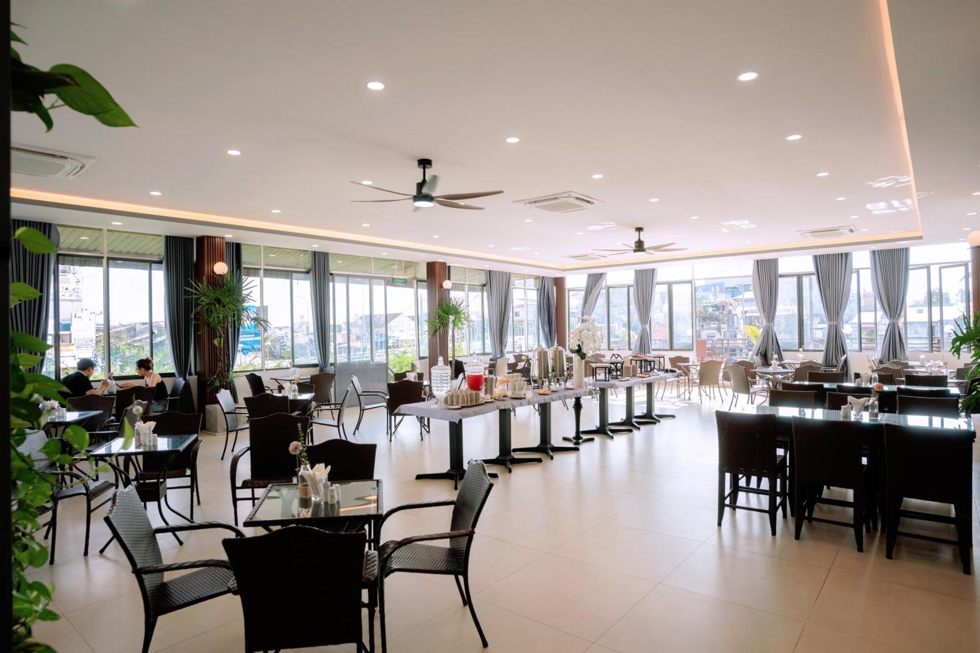 Song Tien Hotel My Tho Exterior foto