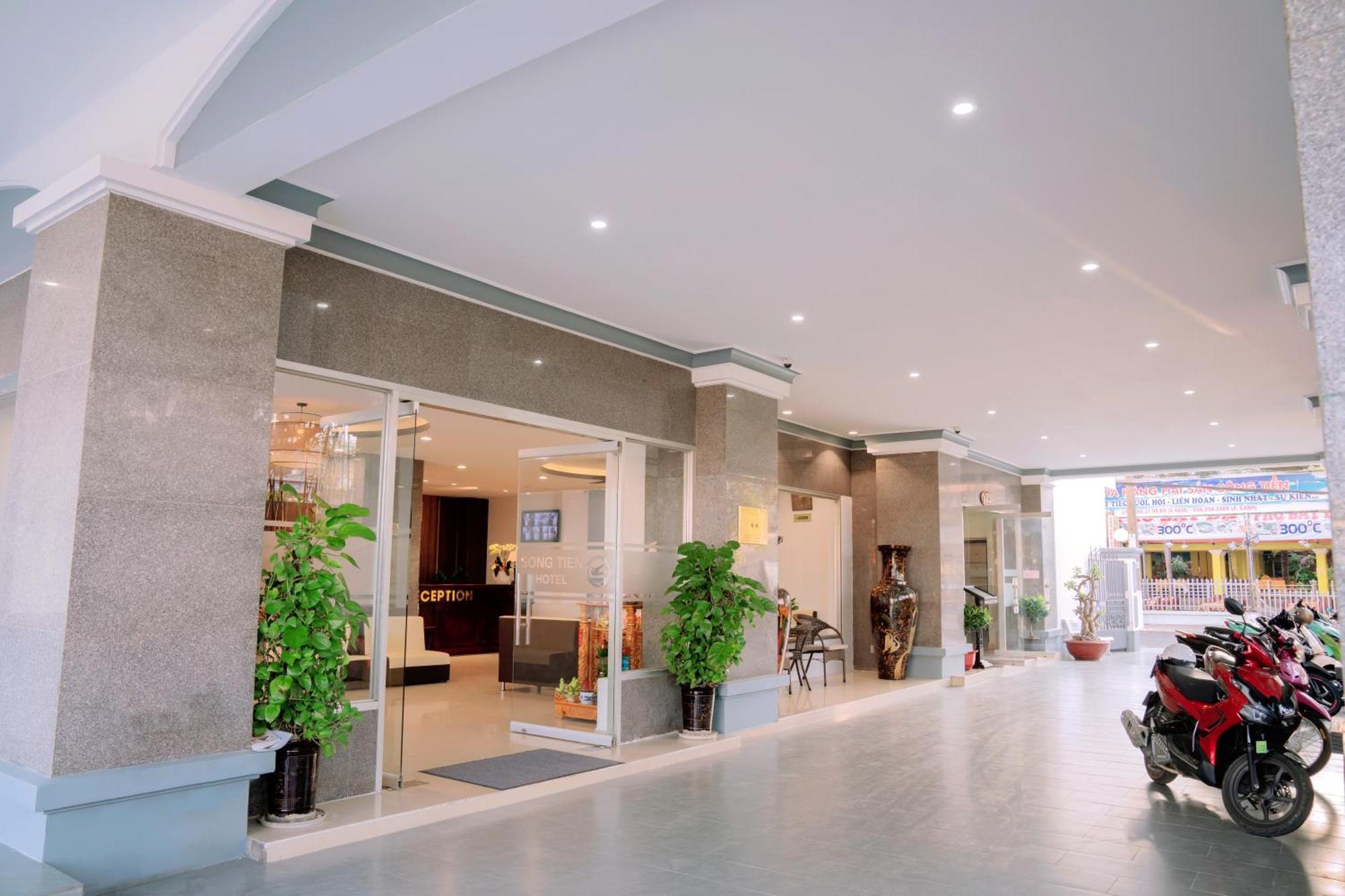 Song Tien Hotel My Tho Exterior foto